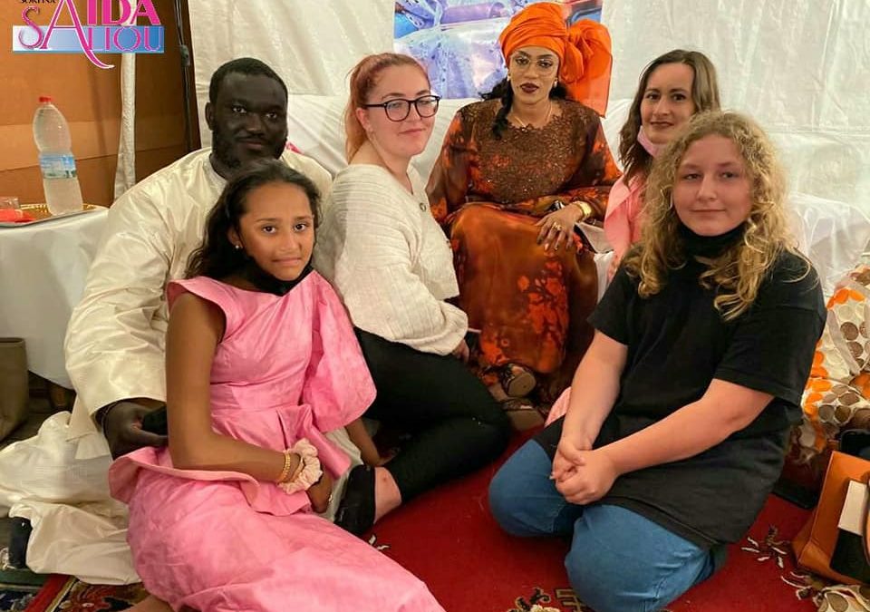SOKHNA AÏDA SALIOU EN FRANCE POUR LA RENCONTRE DE SES DISCIPLES