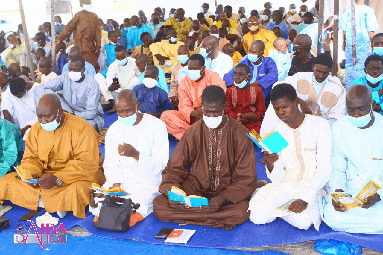ASTAHFIROULÂHA BIHÎ PAR SERIGNE SALIOU JAZBU DU KOUREL THIOFEL WAKEUR SOKHNA AIDA SALIOU