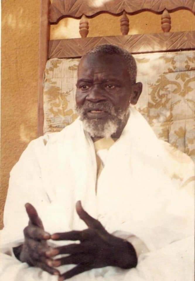 Les dons offerts par SERIGNE SALIOU à SERIGNE BETHIO